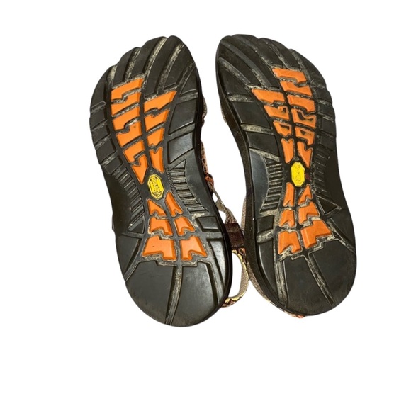 Chaco Sandal Size 9 - Picture 2 of 3